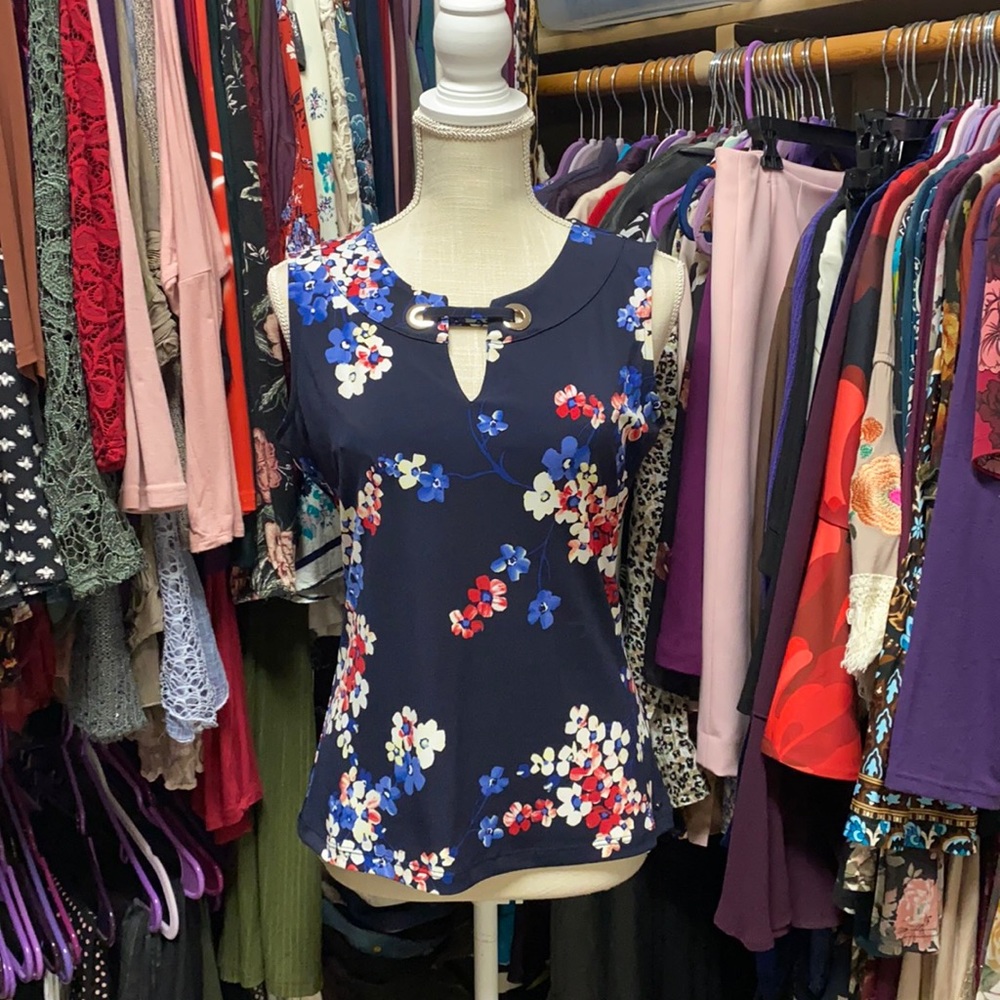 Tommy Hilfiger Dressy Tank Top - Picture 1 of 2